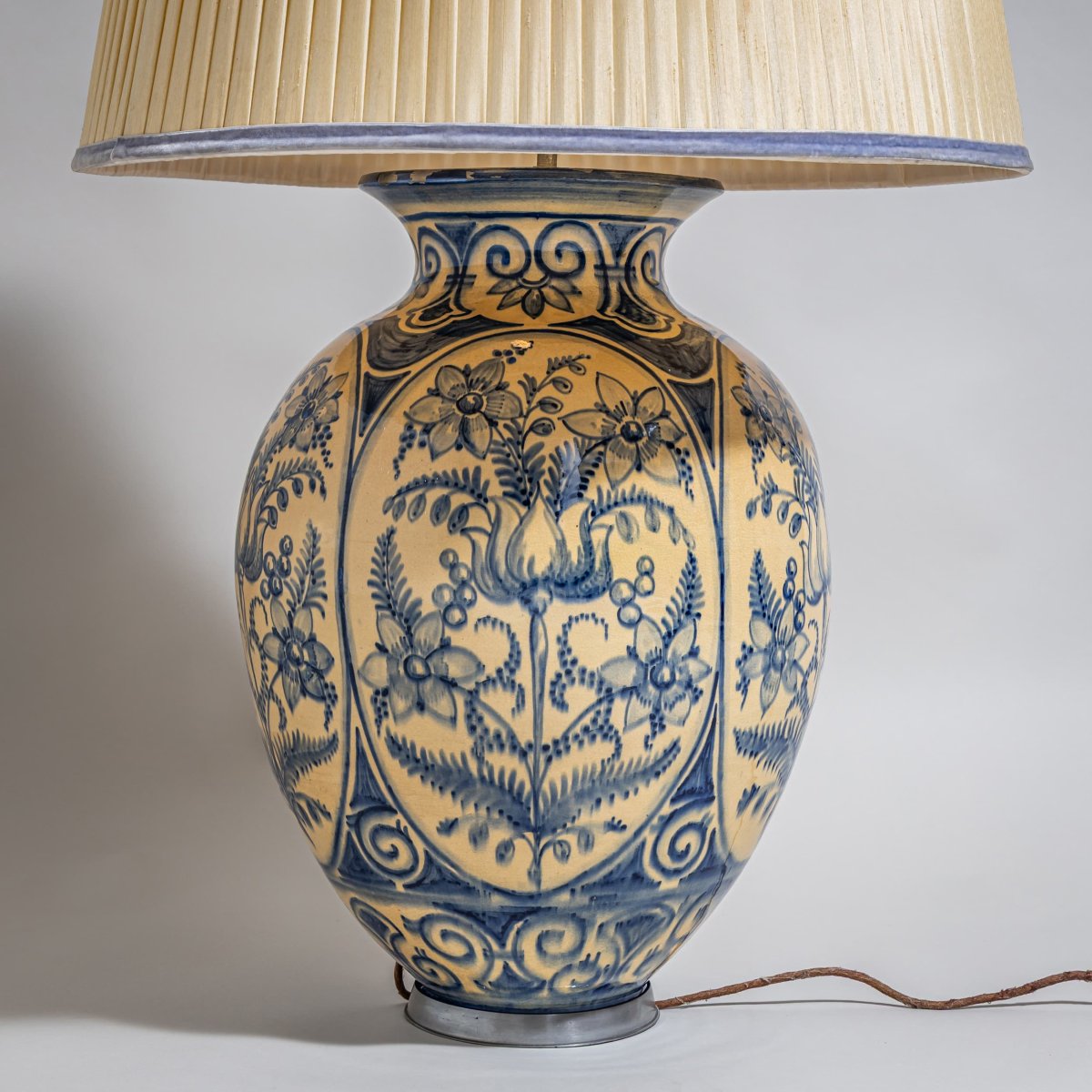 Table Lamp With A Painted Porcelain Base, 20th Century-photo-2