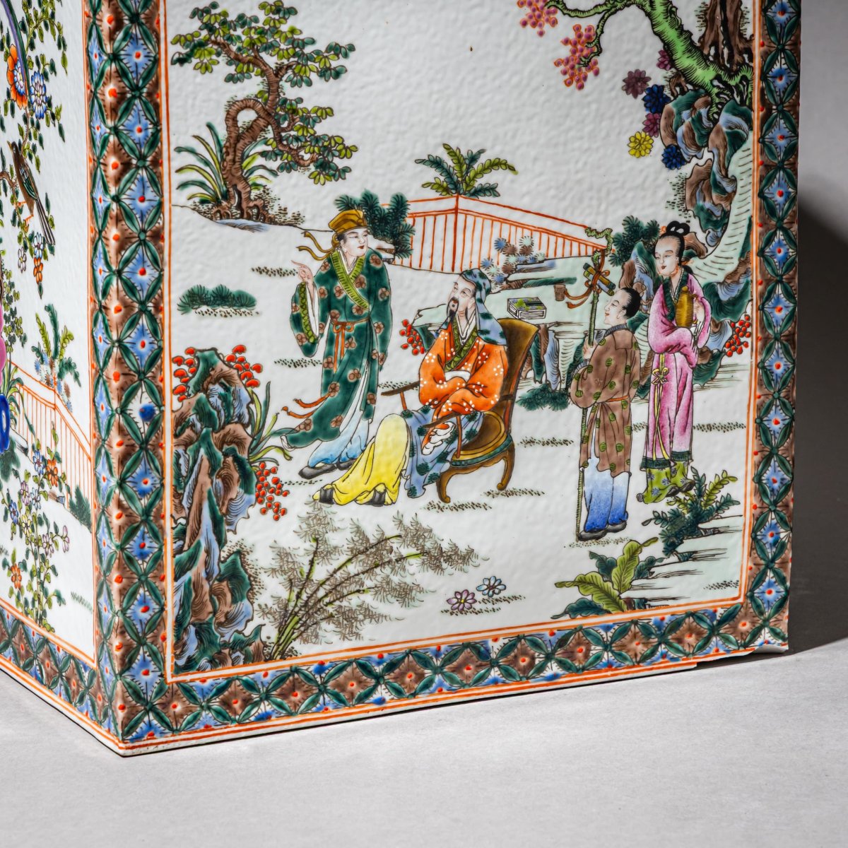 Paire de grandes boîtes à thé chinoises destinées à l'exportation, « Famille Rose », milieu du -photo-2