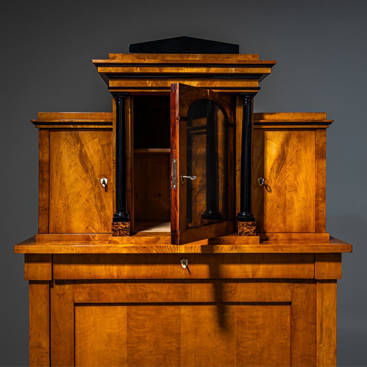 Faux secrétaire de style Biedermeier, Allemagne, vers 1820-photo-3