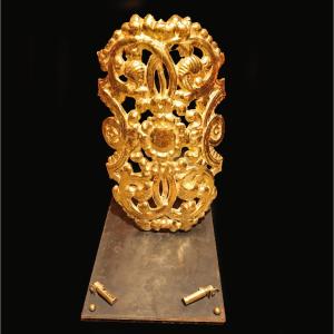 Pair Of 18th-century Metal And Giltwood Lamps