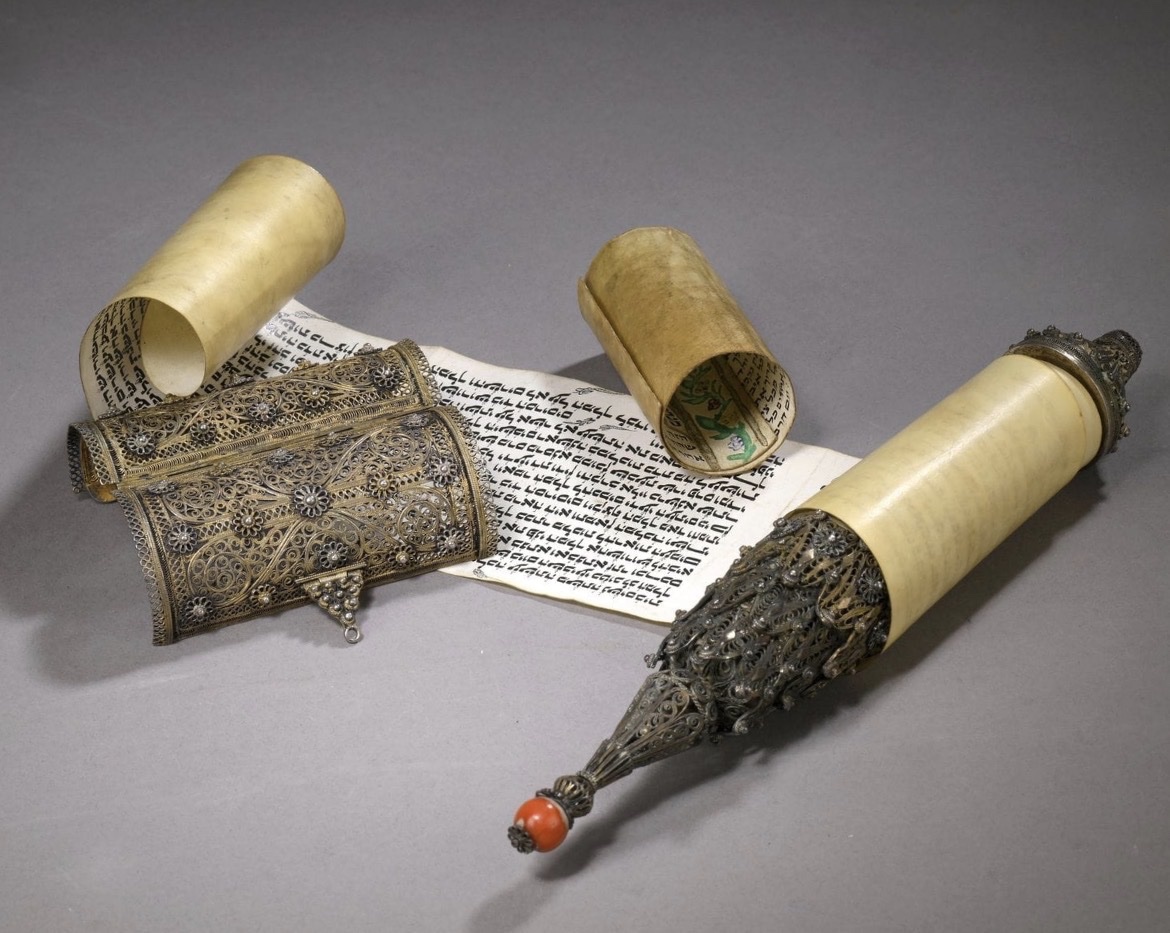 Étui judaic de Livre d'Esther en argent et corail époque Ottoman