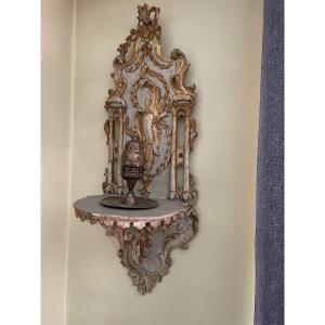 18th Century Ottoman Gilded And Painted Wood Turban Holder