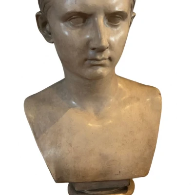 Premiere-Image-1740907