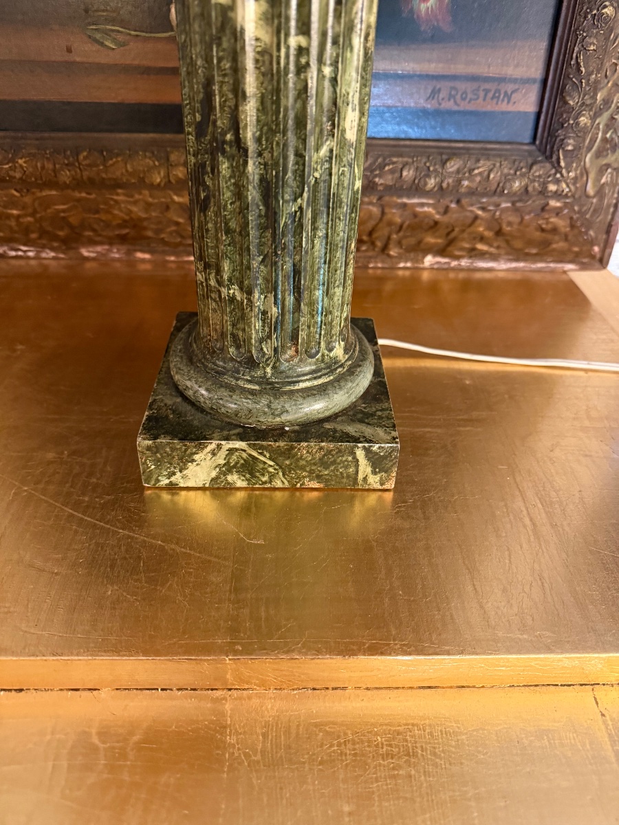 Neoclassical Fluted Wooden Floor Lamp With Marble-effect Finish / E-photo-3