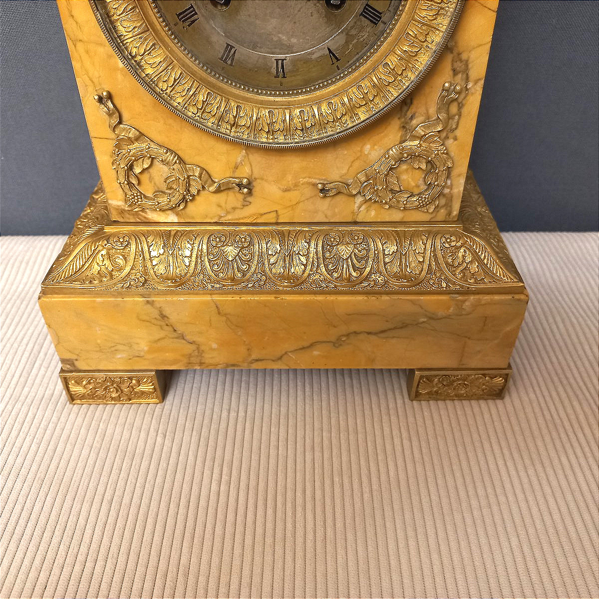 Pendule début XIXe en marbre et bronze-photo-1