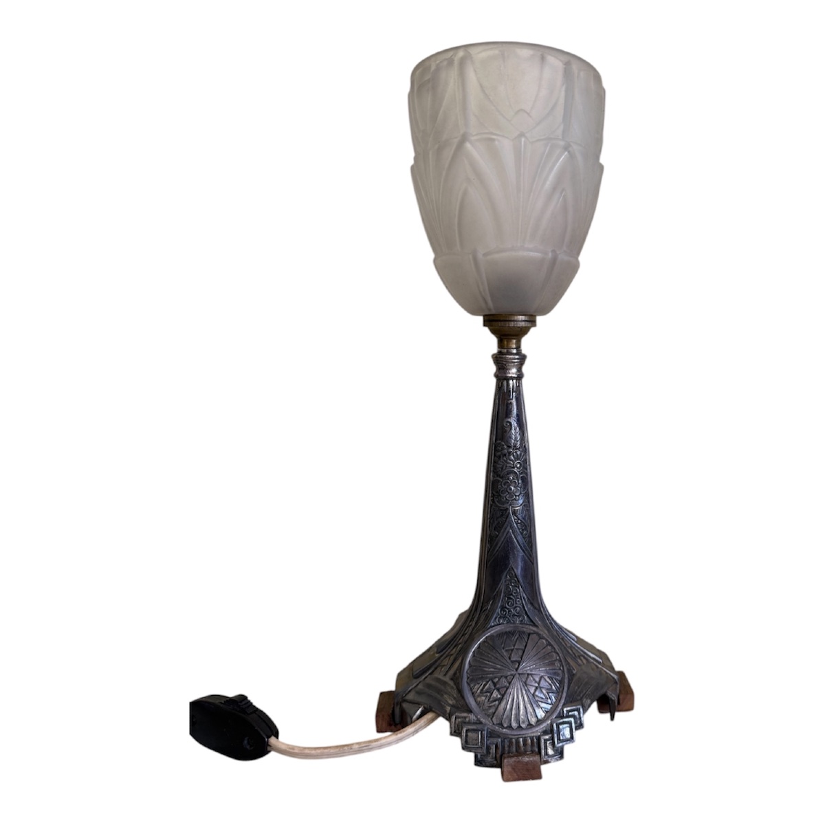 Art Deco Night Light And Clock – Signed Bayard – Frosted Glass Tulip Shade-photo-2
