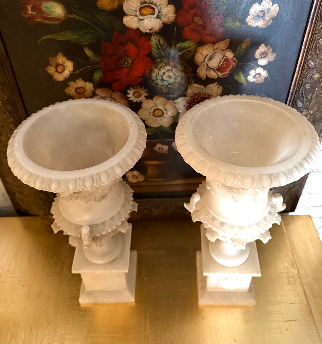Pair Of Carved Alabaster Medici Vases – Neoclassical Style / Grand Tour – Late 19th Century.-photo-3