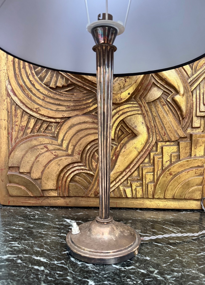 Lampe Art Déco en métal argenté — Fût cannelé & Abat-jour noir-photo-3
