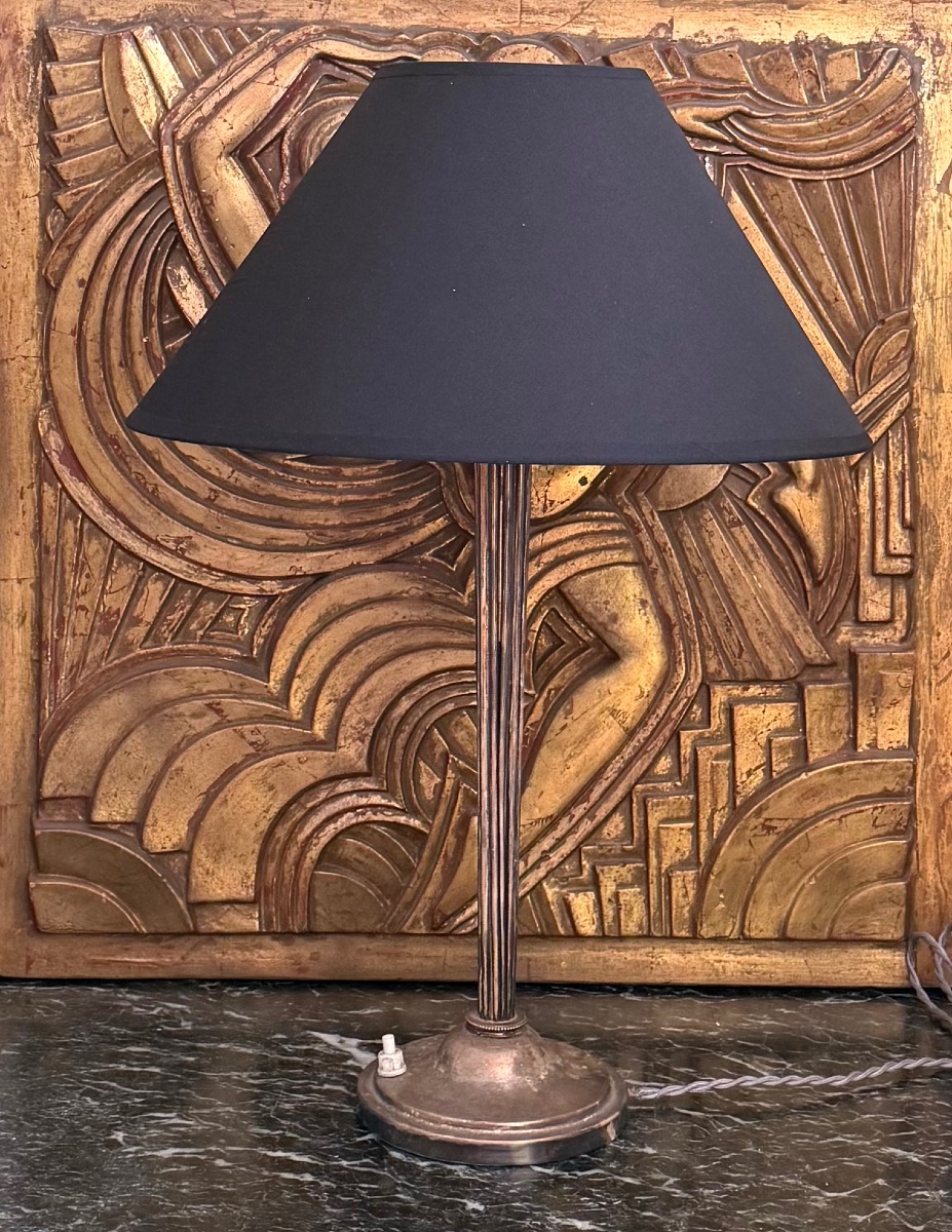 Lampe Art Déco en métal argenté — Fût cannelé & Abat-jour noir-photo-6
