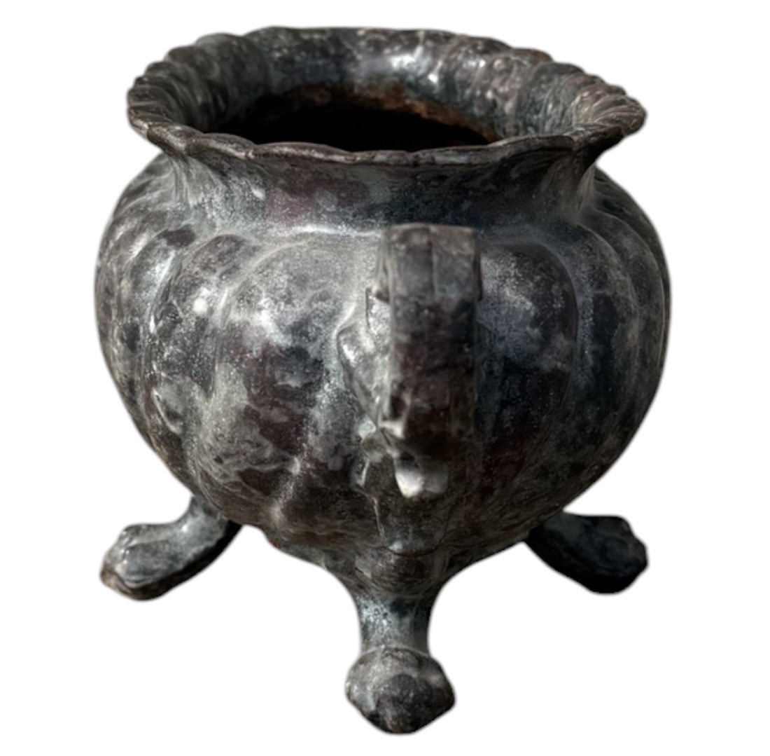 Louis XV-style Enameled Cast-iron Planter (circa 1900)-photo-1