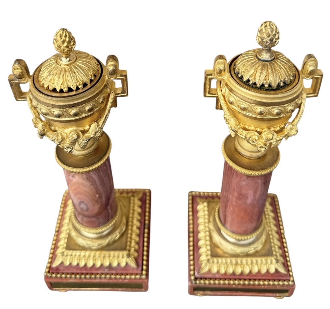 Pair Of Reversible Candlesticks In Gilded Bronze And Incarnate Marble — Louis XVI Style,-photo-1