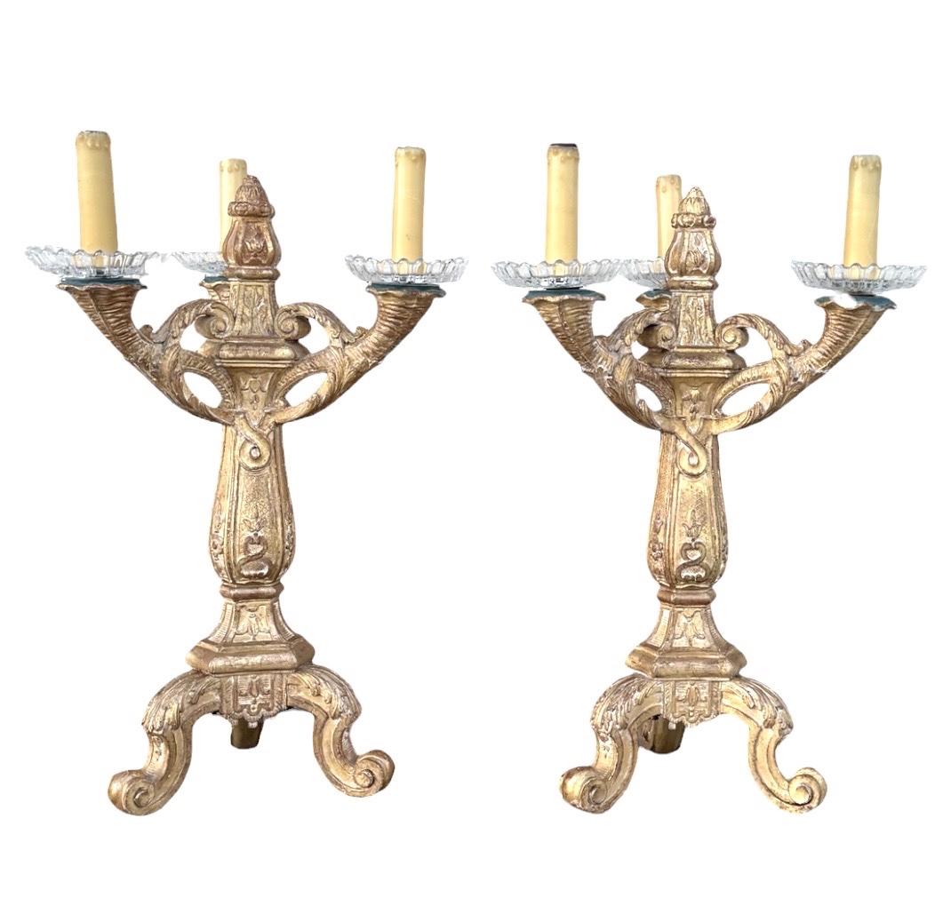 Candélabres Bois Sculpté et Doré Attribuée à la Maison Carlhian