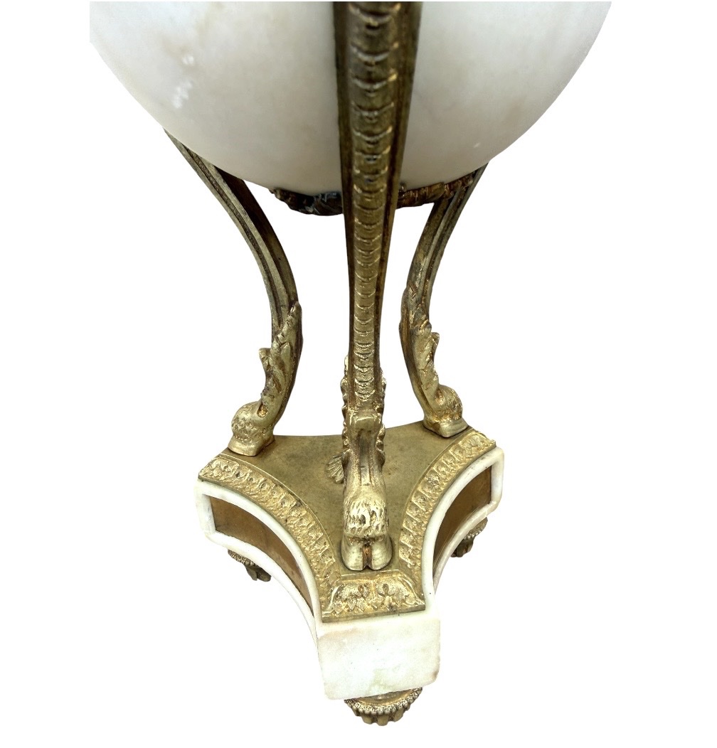 Brûle-parfums en athénienne XIXe marbre blanc et bronze doré-photo-2