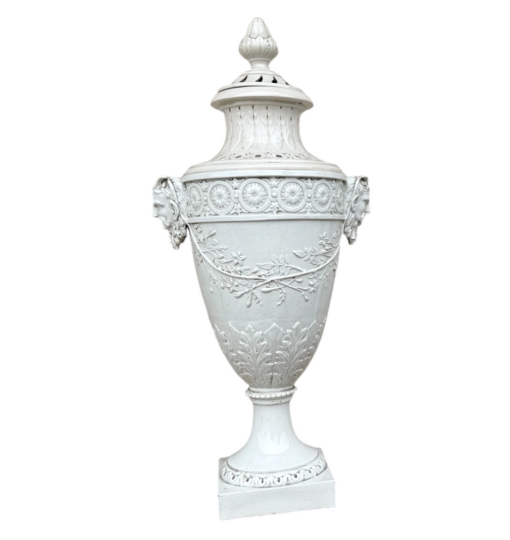 Large Vase  Covered Urn In Fine Earthenware (pipe Clay) Neoclassical Medici Style  Mar-photo-1