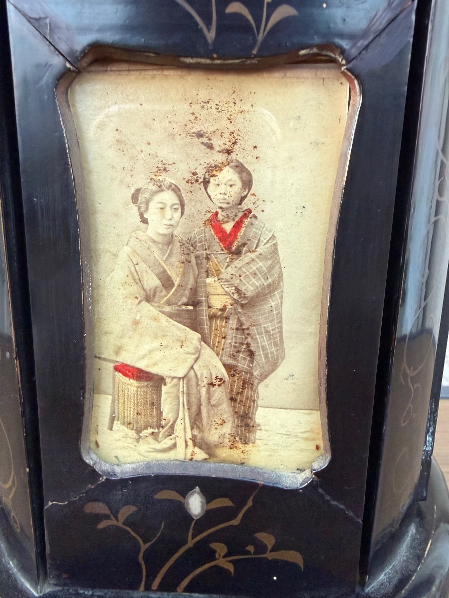 Cave à cigares japonaise Ép Meiji Geishas en bois laqué noir & nacre-photo-3