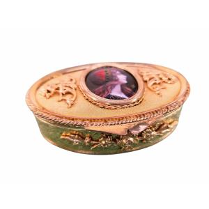 Oval Box In Gilded Brass And Enamel – Portrait Of A Woman In Profile – Napoleon III Style / Art Nouveau