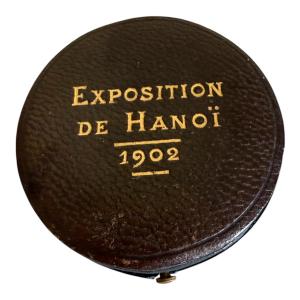Rare Bronze Medal - 1902 Hanoi Exhibition - French Indochina - By Victor Peter, With