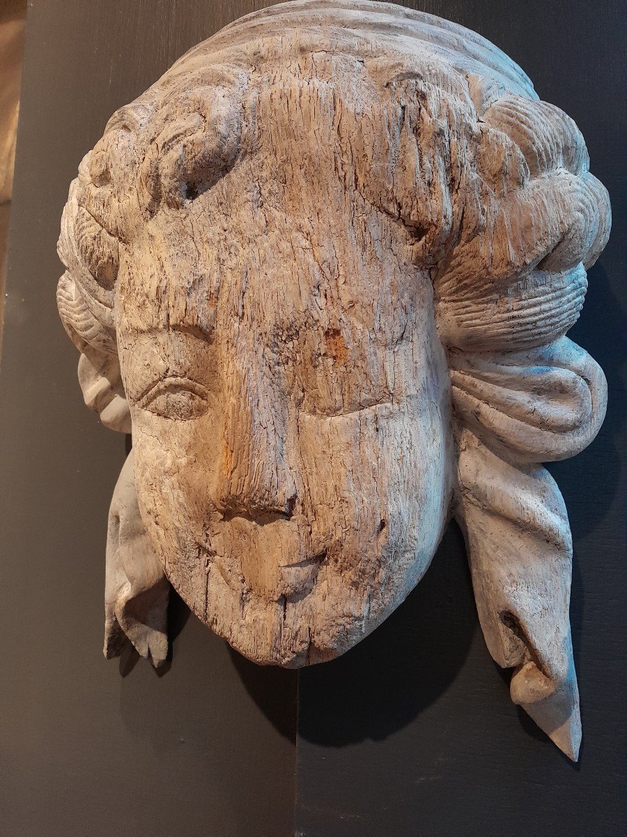 Visage Feminin En Bois-photo-2