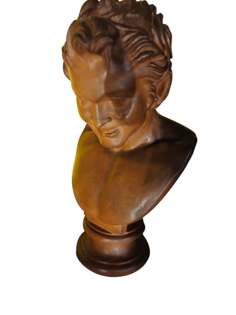 Sculpture  d'un faune-photo-2