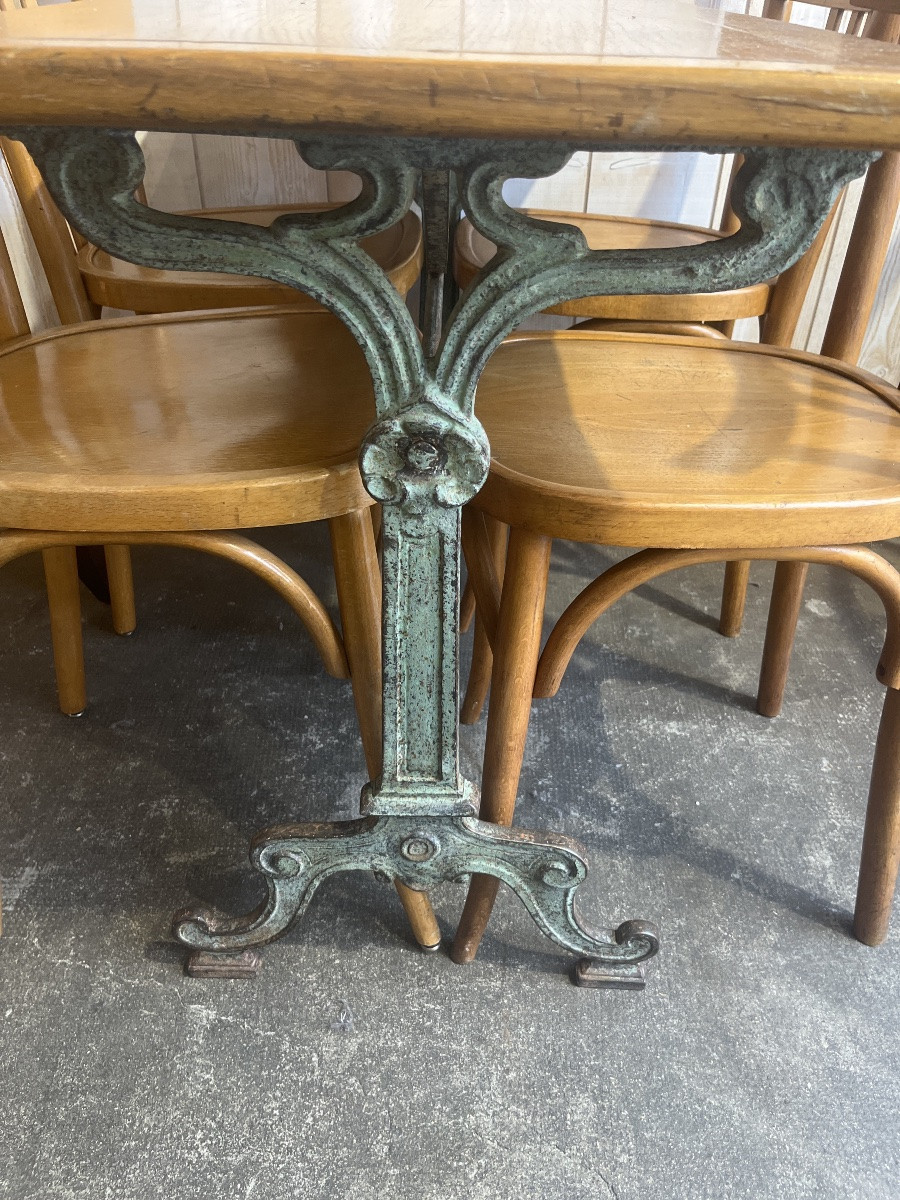 Bistro Table -photo-3