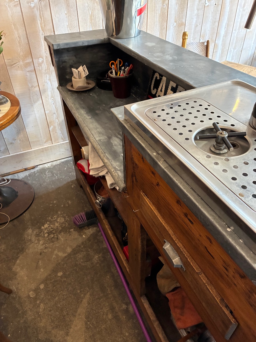 Bar-photo-2