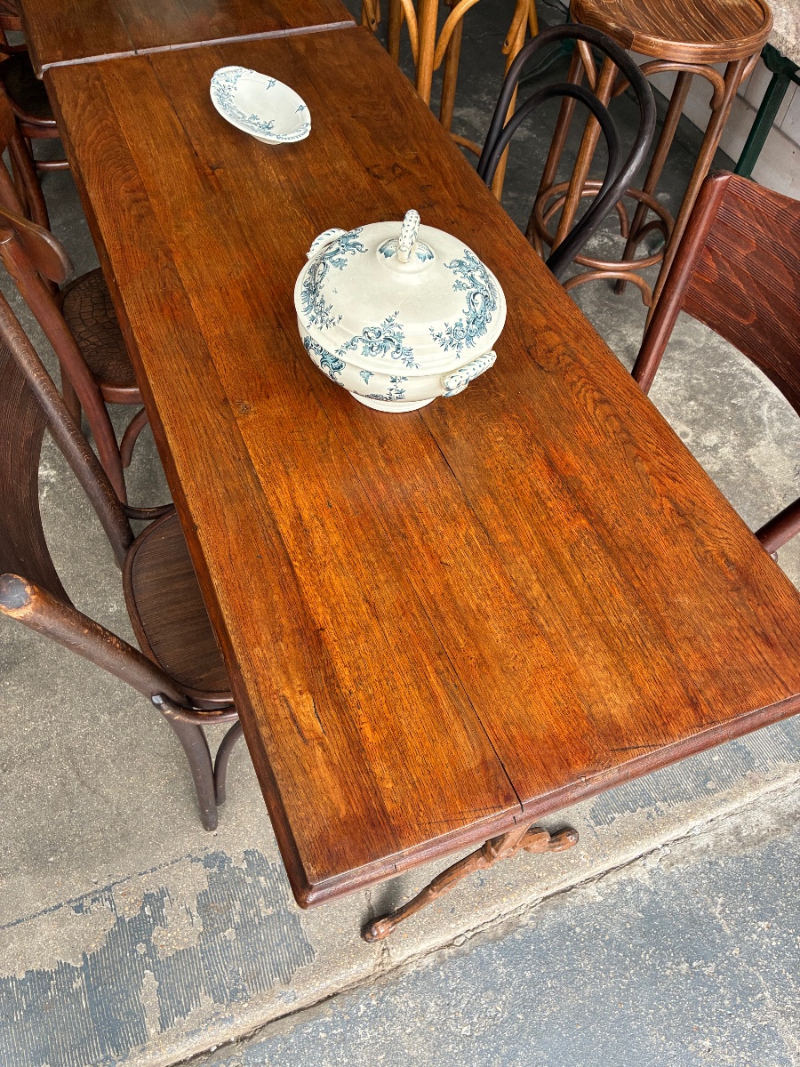 Bistro Table-photo-4