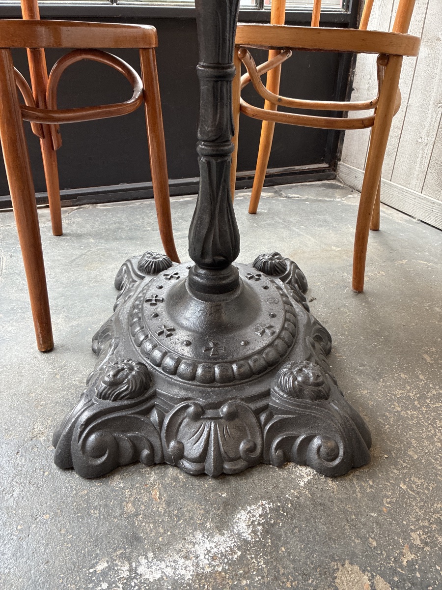 Table bistrot