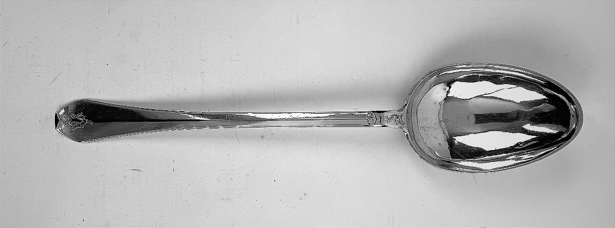 Exceptionnel cuiller à ragoût en argent massif, Saint-Trond ( Liege )Ca.1750
