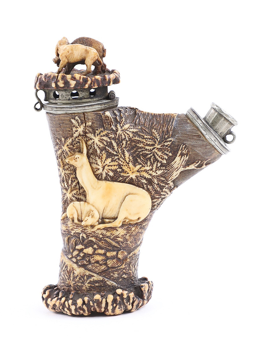 Carved Horn Hunter's Pipe - Probably Lebrecht Wilhelm Schulz (1774-1863)