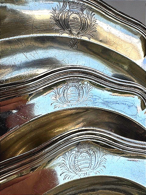 3 plat en argent du 18 siècle au blason du Charles-François de Calvière (1693-1777) PARIS-photo-1