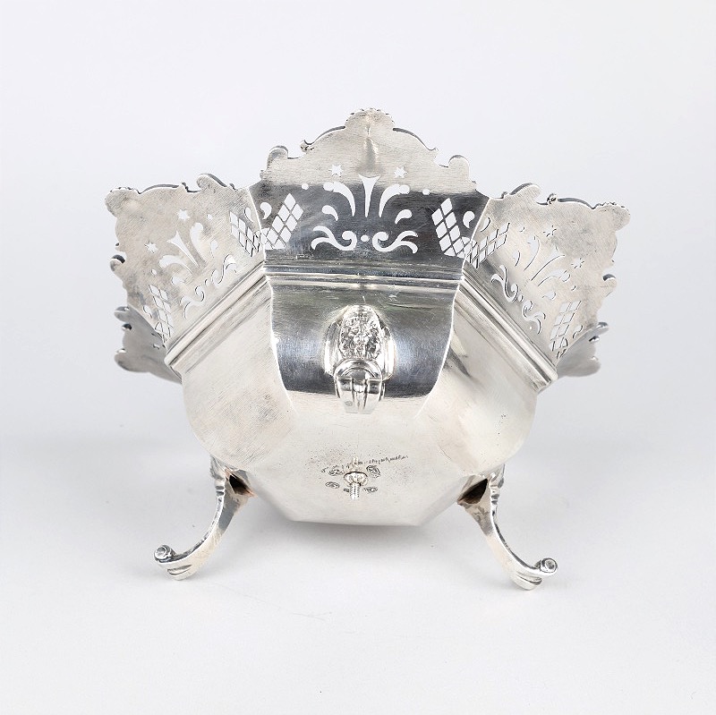 Chauffe-tabac en argent, La Haye (Den Haag )époque Louis XV, vers 1748  Grégoire van der Toorn -photo-1