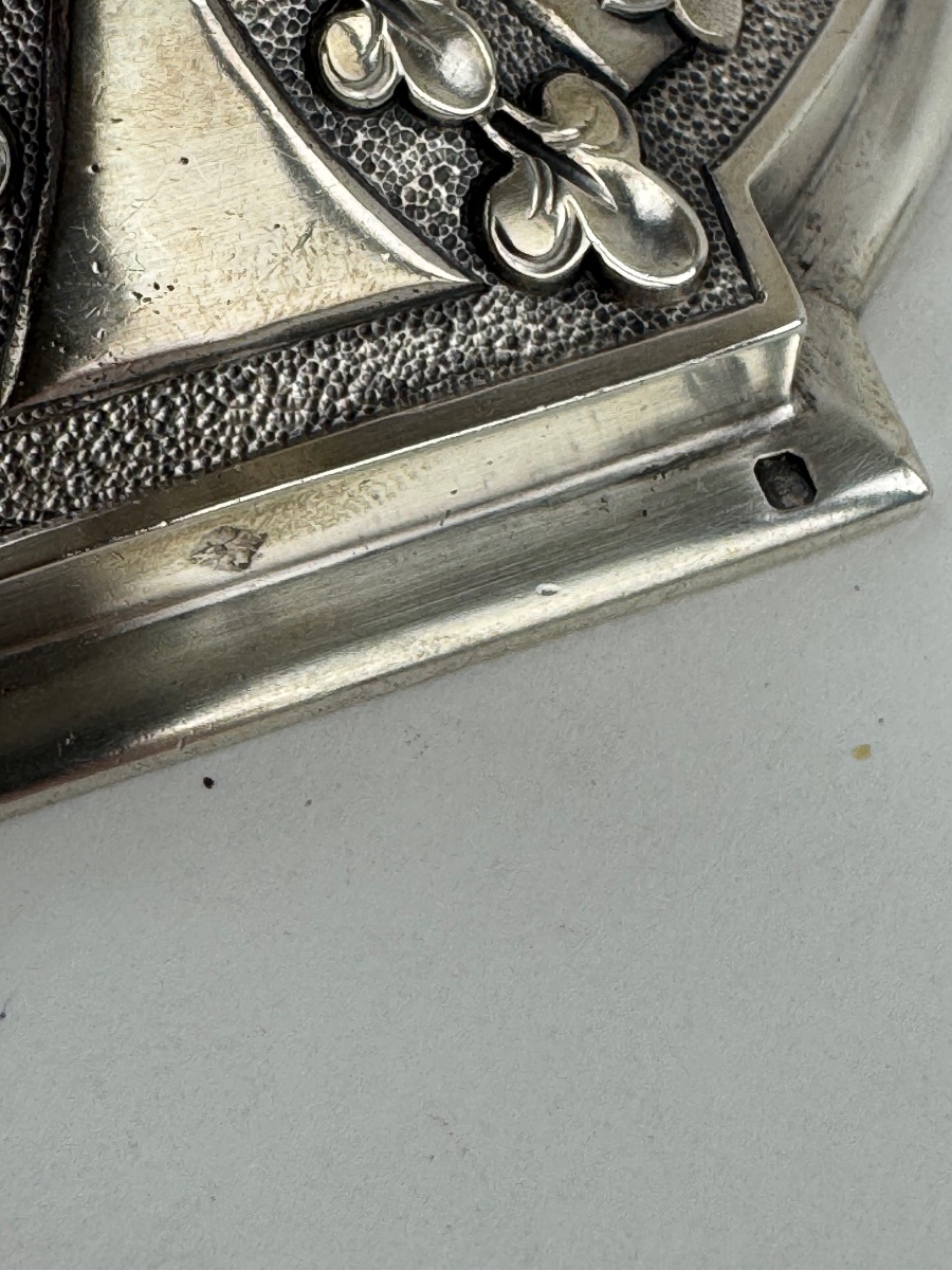 Paire de bougeoirs en argent de style néo-gothique, par Marie Thierry (fils), Paris-photo-3