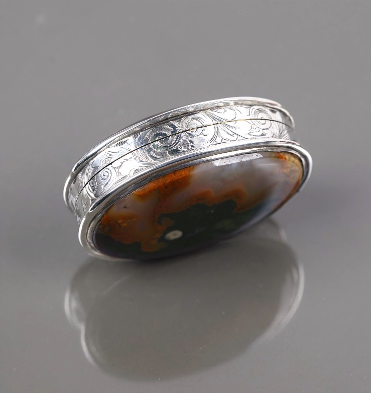 Solid Silver And Agate Vinaigrette, 1845, By Silversmith Nathaniel Mills—birmingham-photo-4