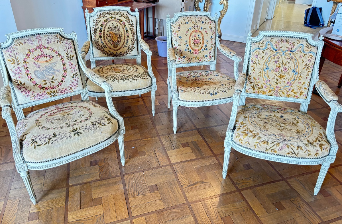 Fauteuils Louis 16 tapisserie au petit point 19e cabriolet siège tapisserie 