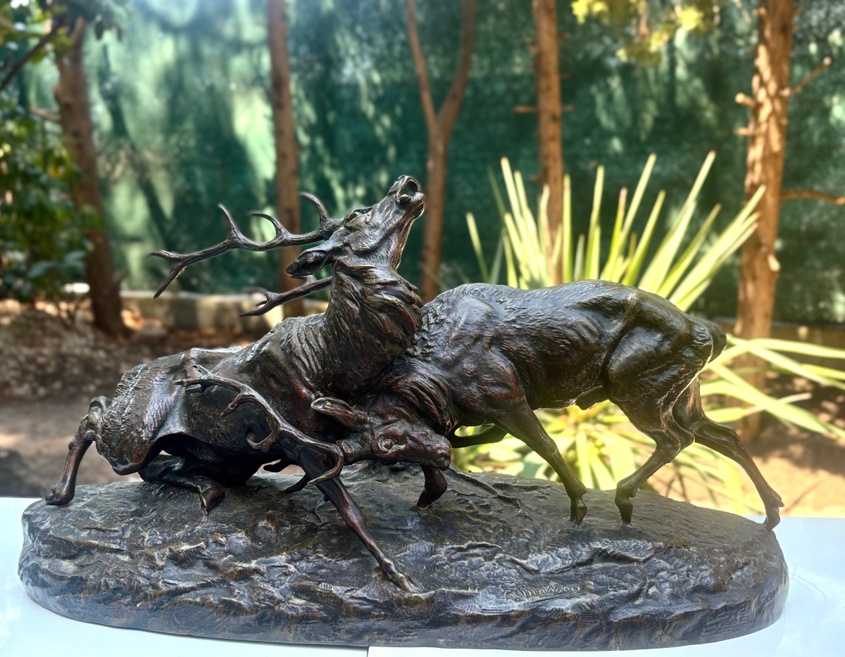 Sculpture en bronze signée MASSON combat de cerfs 19 e 