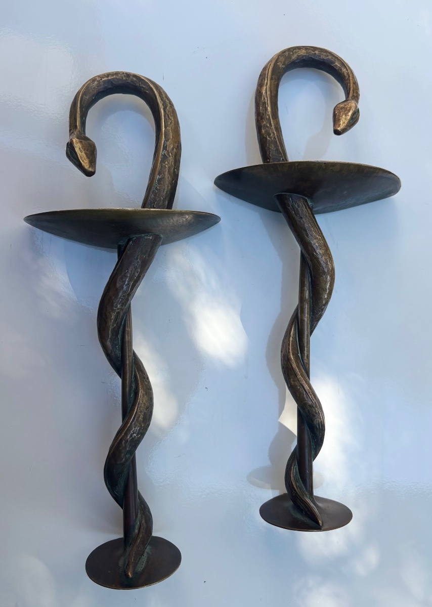 Grande paire de poignées, de porte en bronze 19e de pharmacie serpent 