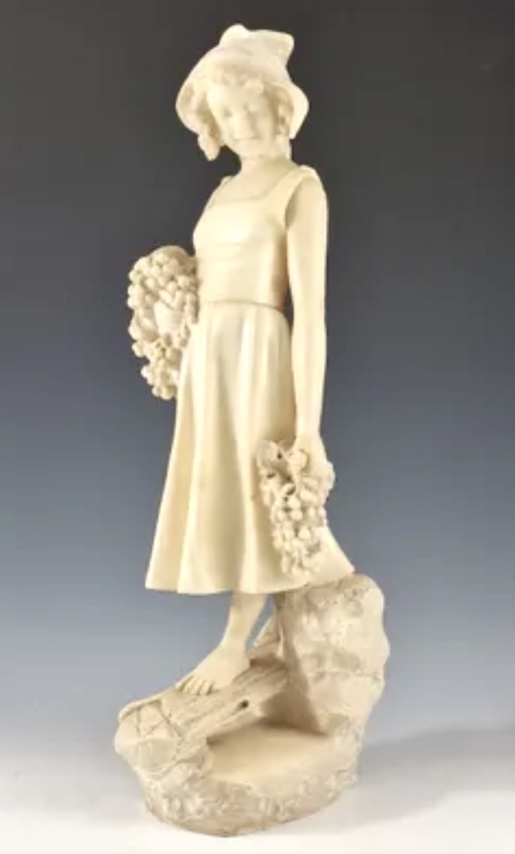 Sculpture en albâtre 19 e jeune fille école italienne 