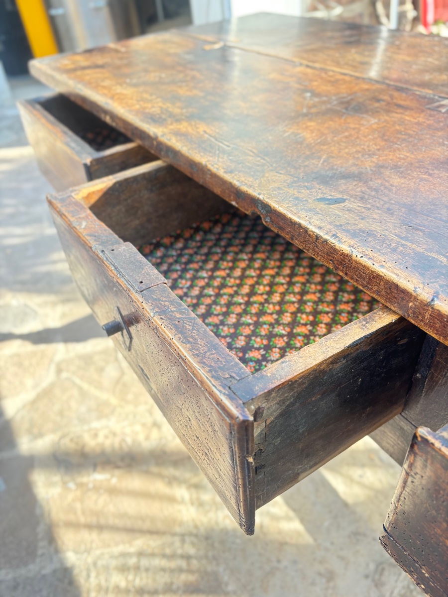 Table 17: Vintage Walnut Display Table -photo-3