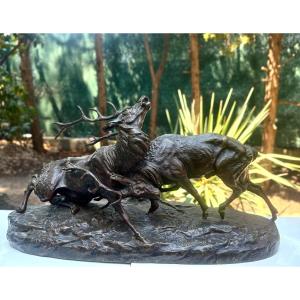 Sculpture en bronze signée MASSON combat de cerfs 19 e