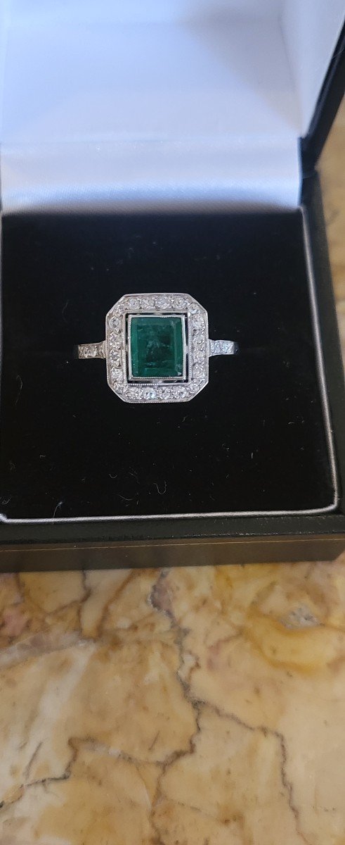 Art Deco Ring In Platinum Emerald And Diamonds (dog's Head)-photo-3