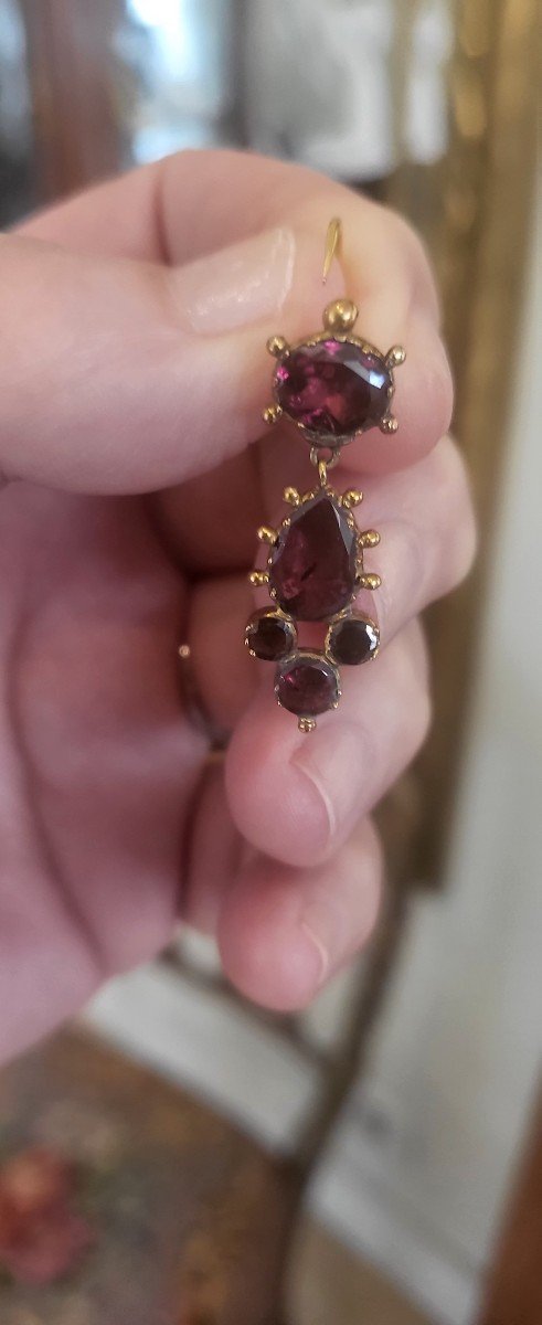Empire/ Georgian Earrings In Gold With Foiled Garnets-photo-3