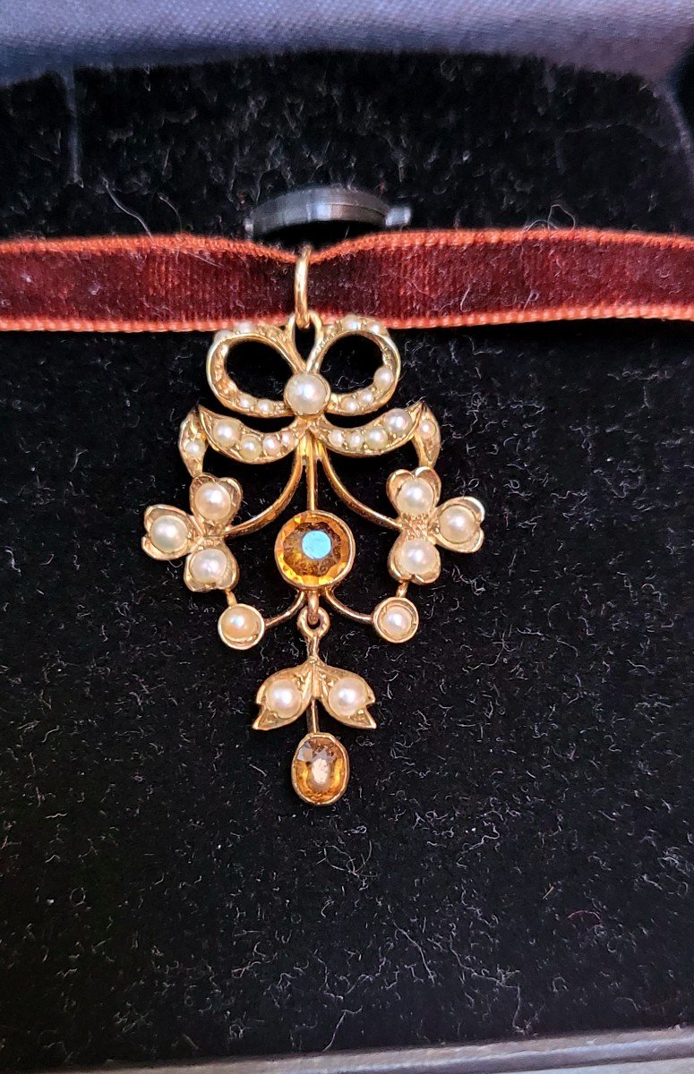 Belle Epoque/art Nouveau Pendant In Gold And Citrines And Pearls.