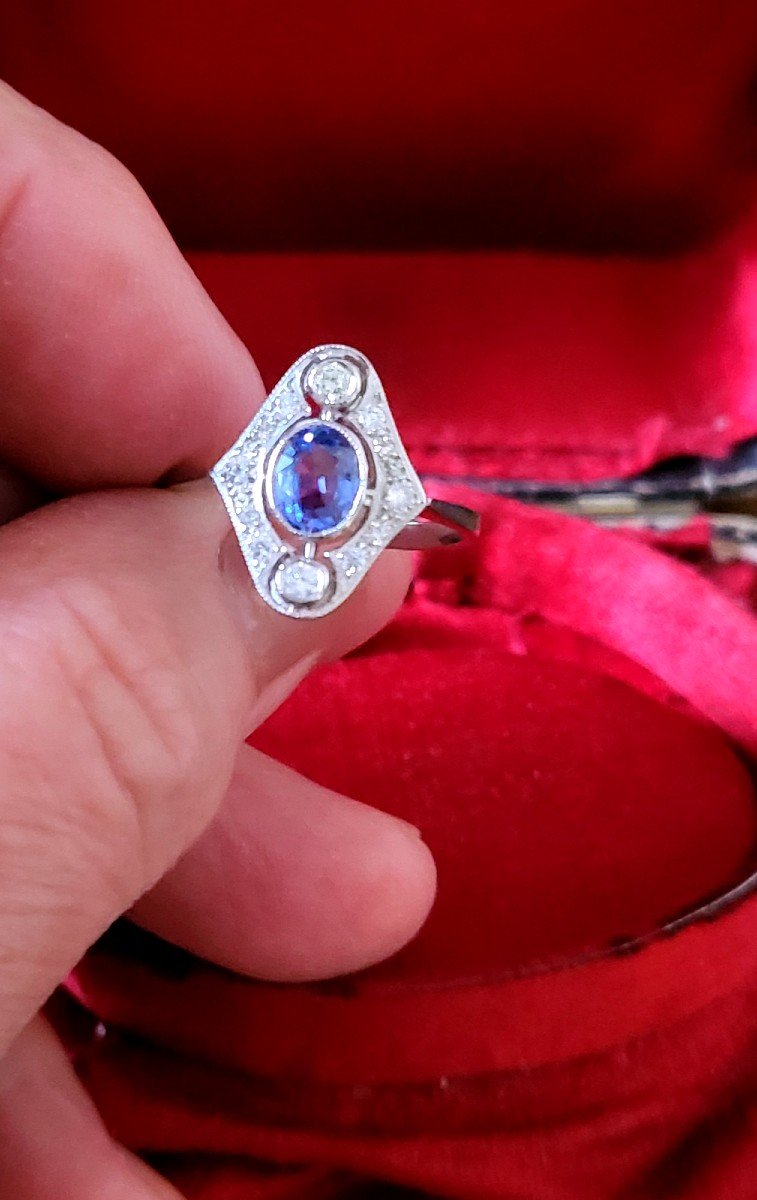 Belle Epoque Bague Vintage En Platine Avec Un Saphir Et des Diamants -photo-4