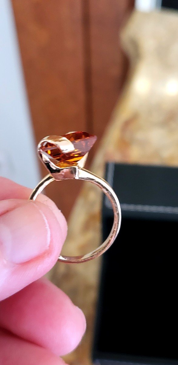 Vintage "cocktail " Ring Set With A Large Sapphire In 18ct Gold -photo-4