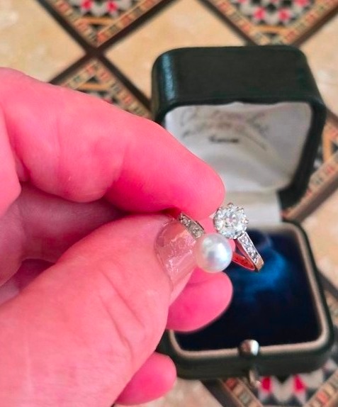 "toi Et Moi" Belle époque Ring In 18ct Gold Set With An Old European Cut Diamond And A Natural -photo-3