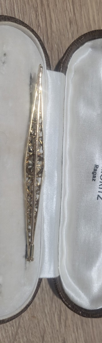 Art Deco Barrette Brooch, In 18-carat Gold And Diamonds -photo-3