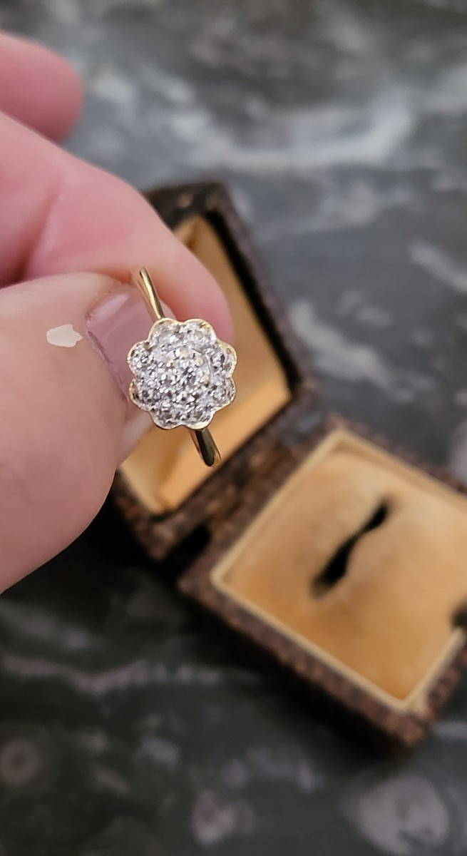 Marguerite Vintage 18ct Gold Diamond Ring -photo-3
