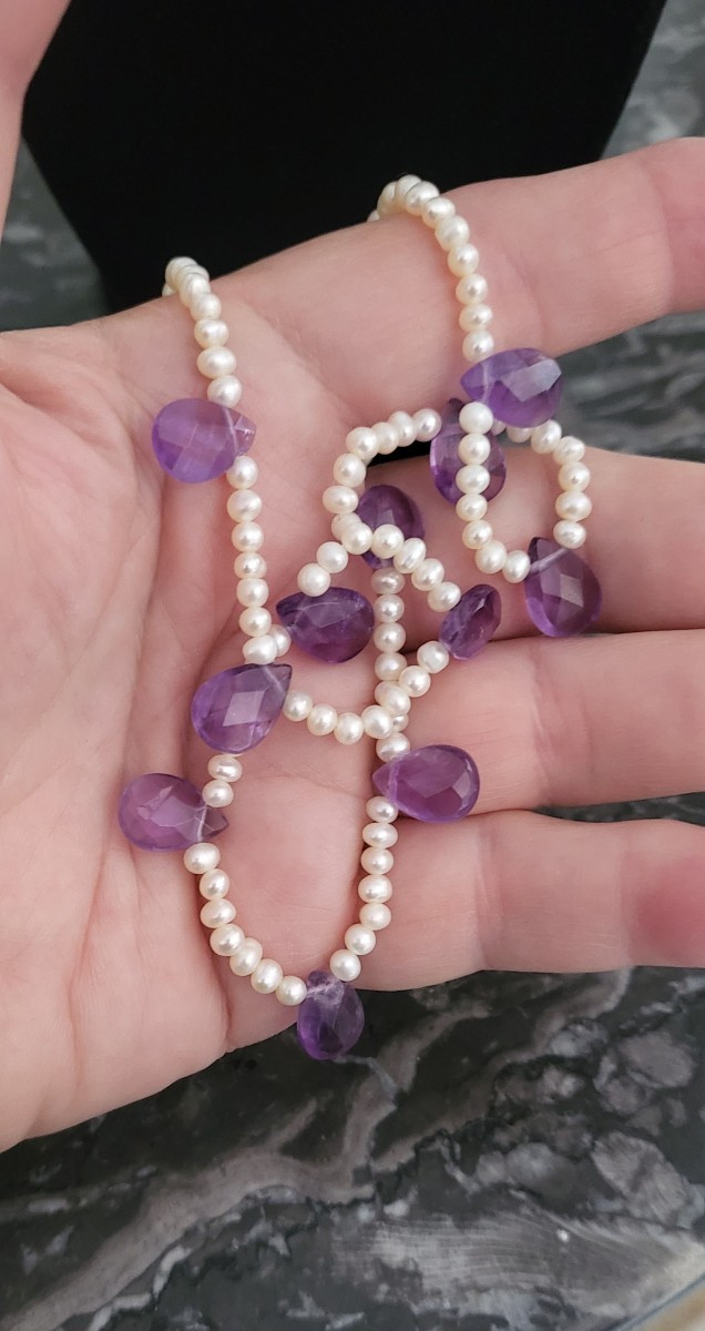 Vintage Necklace Set With Cultured Pearls And Amethyst Drops -photo-3