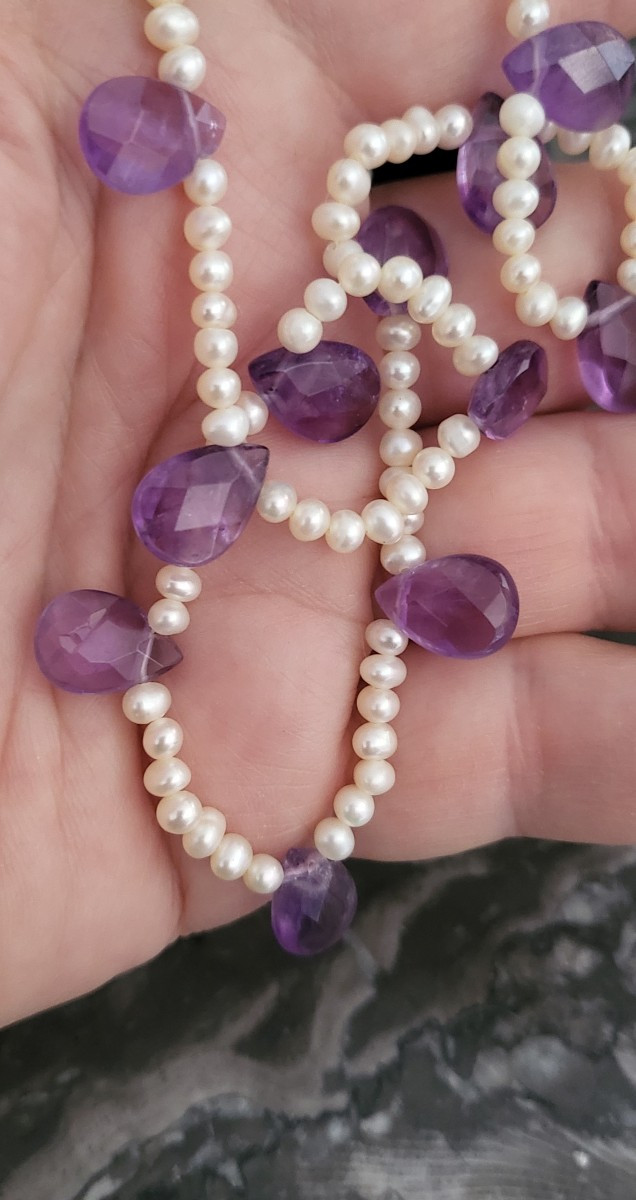 Vintage Necklace Set With Cultured Pearls And Amethyst Drops -photo-2