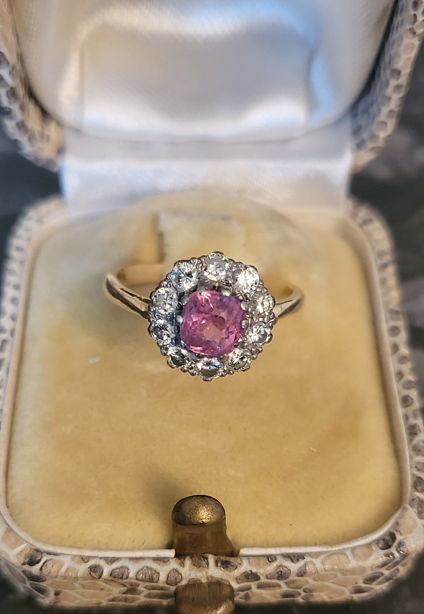 Art Deco 18ct Gold Daisy Ring Set With A Tourmaline And Surrounded By Diamonds -photo-1